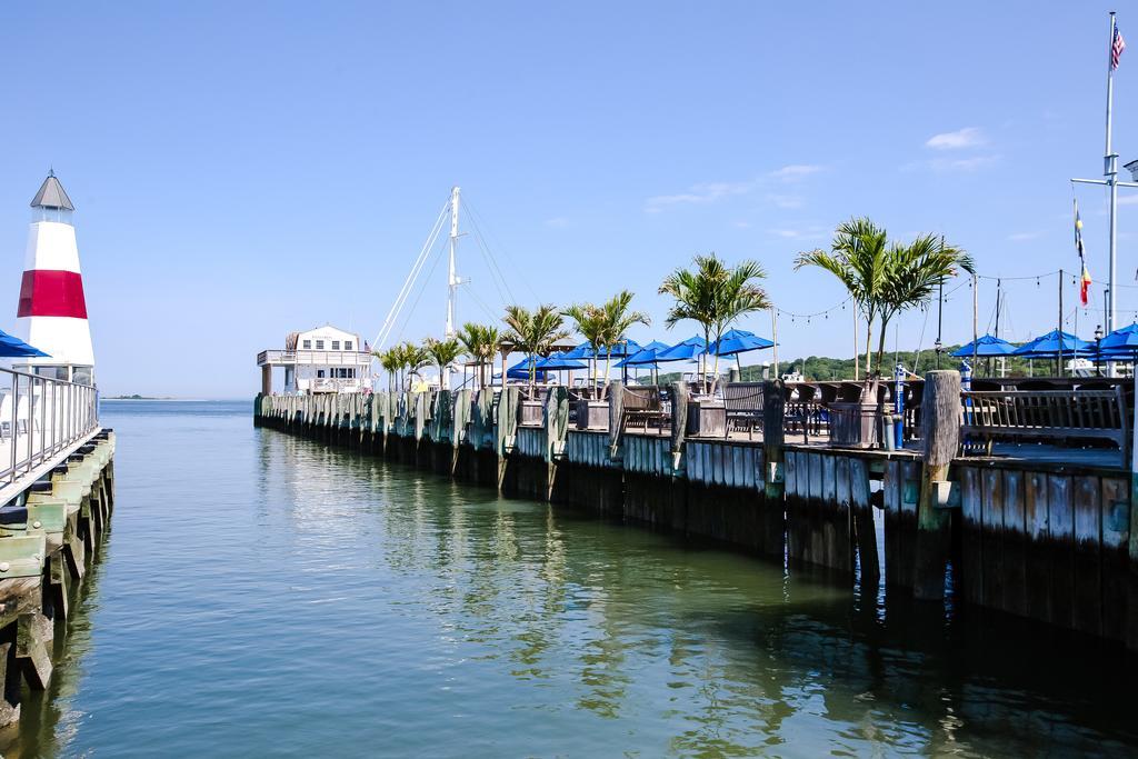 Danfords Hotel & Marina Порт Джеферсън Екстериор снимка