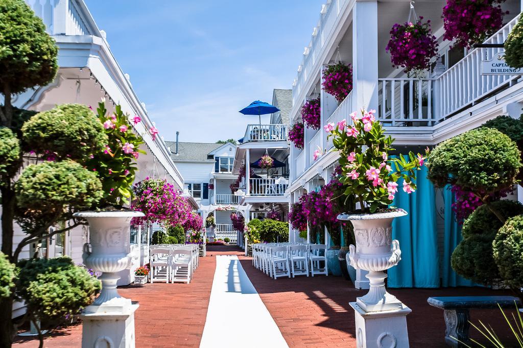 Danfords Hotel & Marina Порт Джеферсън Екстериор снимка